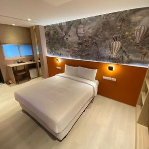 Double Room Private Bathroom